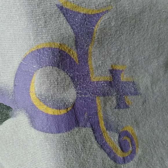 RARE! Prince Shirt By The Prince Estate Official & Approved Unisex - Picture 11 of 11